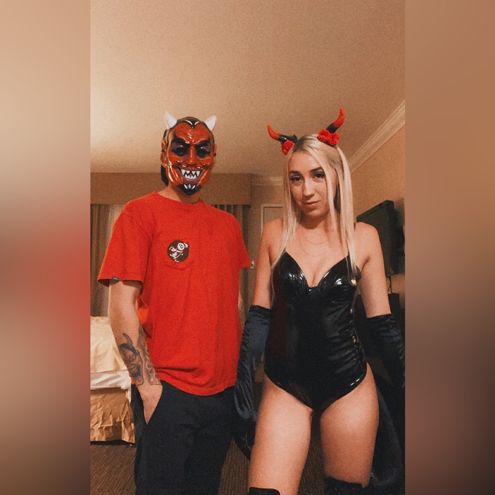 Devil Costume - Picture 4 of 4